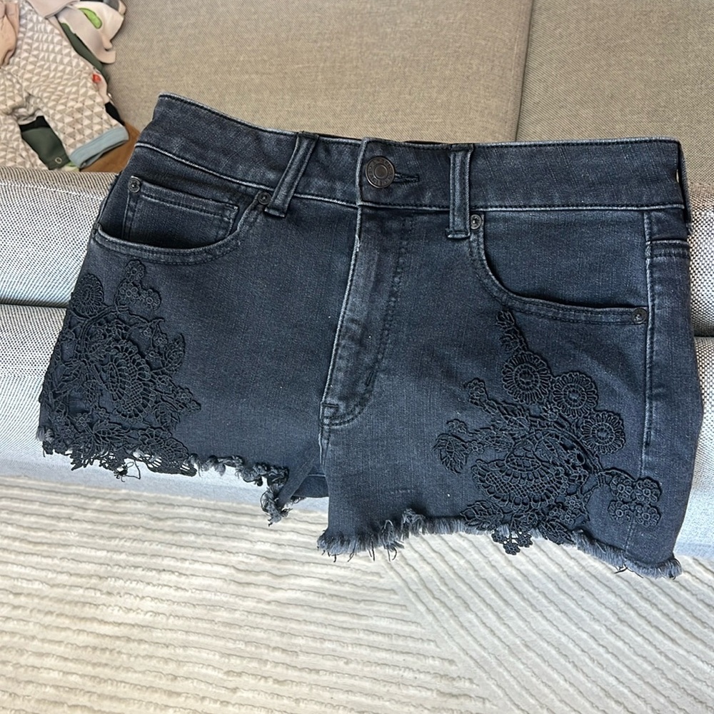 Black Lace Trim Women Jean Shorts